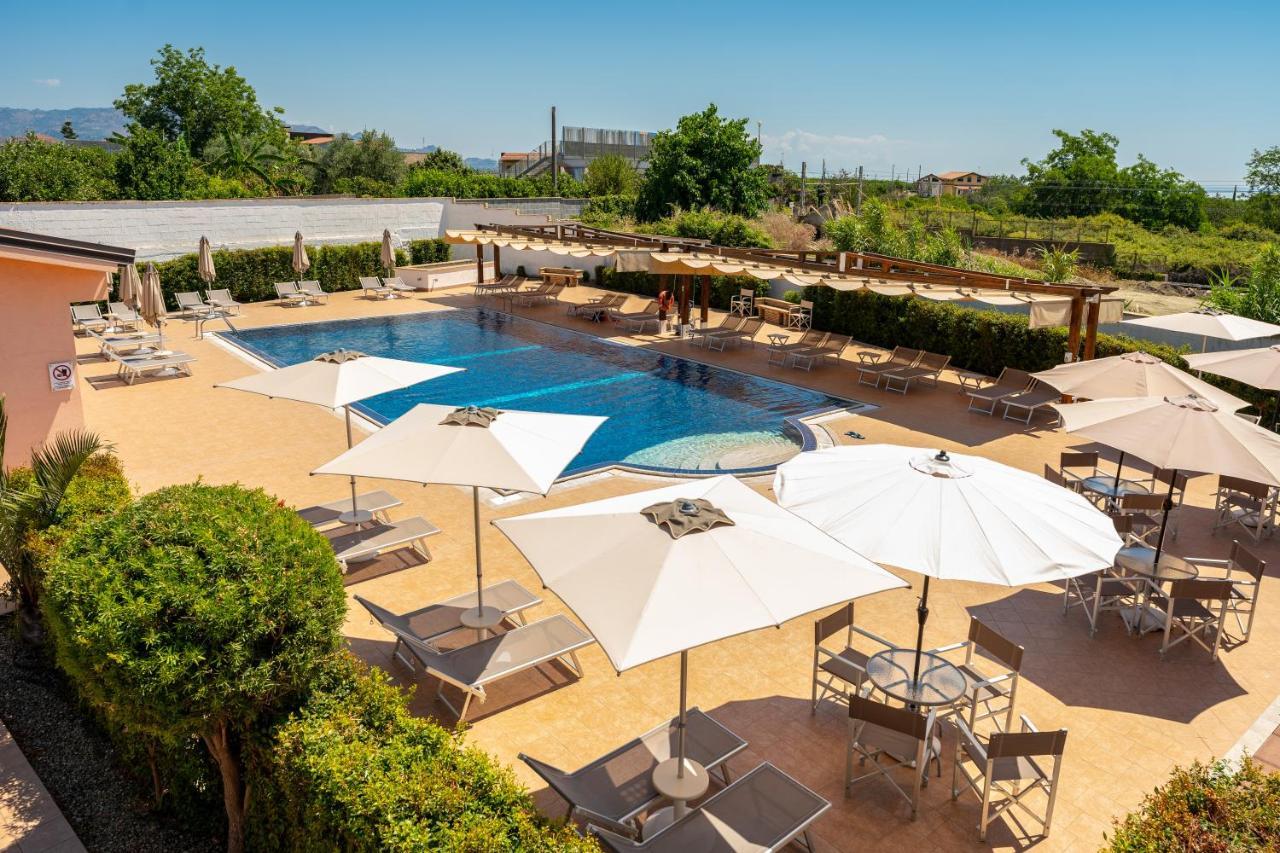Il Giardino Country Holiday With Pool Taormina Exterior photo
