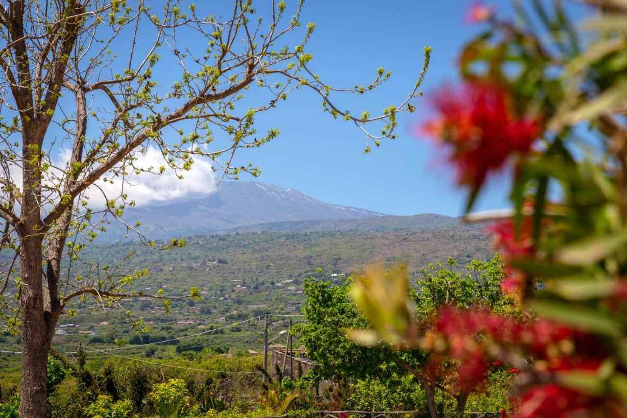 Il Giardino Country Holiday With Pool Taormina Exterior photo