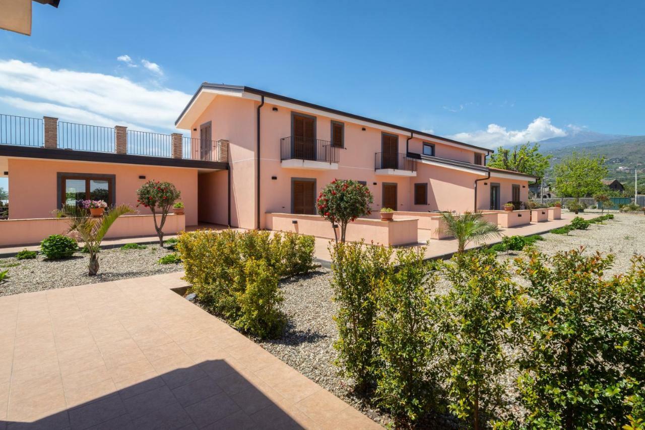 Il Giardino Country Holiday With Pool Taormina Exterior photo